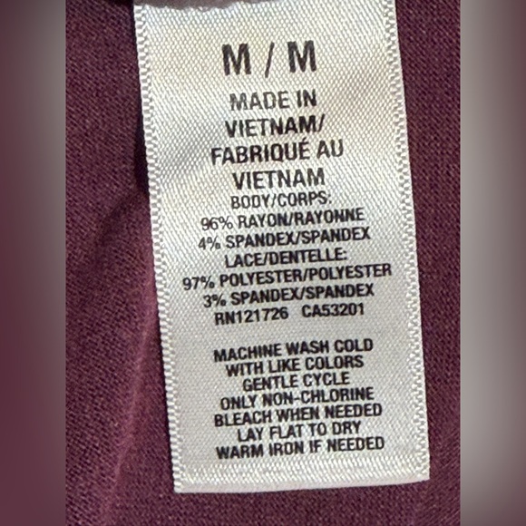 Aeropostale Maroon Long Sleeve Lace Back Top Size Medium - Picture 5 of 6